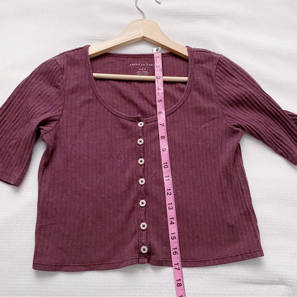 AEO Ribbed Button Down Crop Top - Picture 4 of 9
